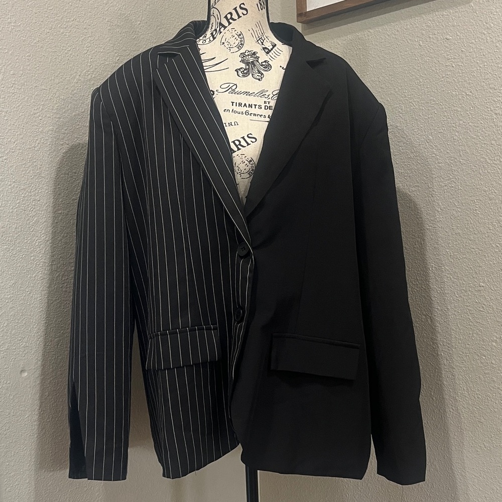 PrettyLittleThing Black and White Pinstripe Blazer
